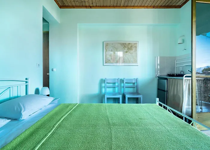 Apartment Old Boat Double 11 Nikiana